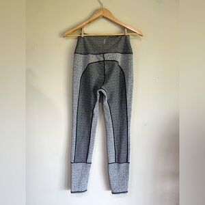 Free People movement two toned knit leggings